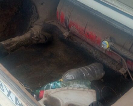 Бежевый ВАЗ 2106, объемом двигателя 0 л и пробегом 1 тыс. км за 189 $, фото 4 на Automoto.ua