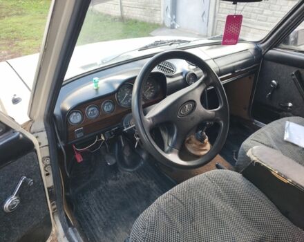 ВАЗ 2106 1982 в Конотопе на Automoto.ua Бежевый ВАЗ 2106, объемом двигателя 1.5 л и пробегом 200 тыс. км за 833 $, фото 6 на Automoto.ua