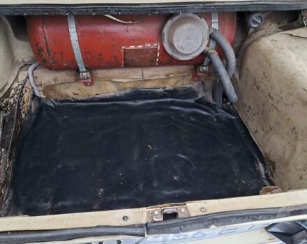 Бежевый ВАЗ 2106, объемом двигателя 1.29 л и пробегом 300 тыс. км за 550 $, фото 4 на Automoto.ua