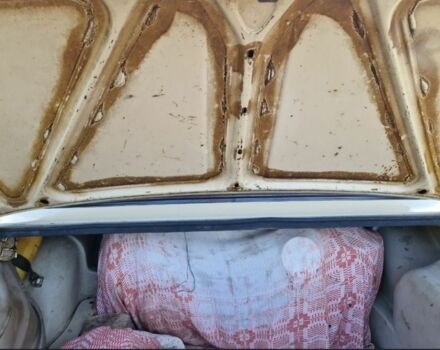 Бежевый ВАЗ 2106, объемом двигателя 1.3 л и пробегом 240 тыс. км за 600 $, фото 5 на Automoto.ua