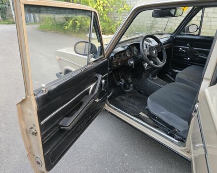 Бежевый ВАЗ 2106, объемом двигателя 0 л и пробегом 176 тыс. км за 750 $, фото 5 на Automoto.ua