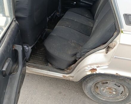 Бежевый ВАЗ 2106, объемом двигателя 1.3 л и пробегом 140 тыс. км за 650 $, фото 3 на Automoto.ua