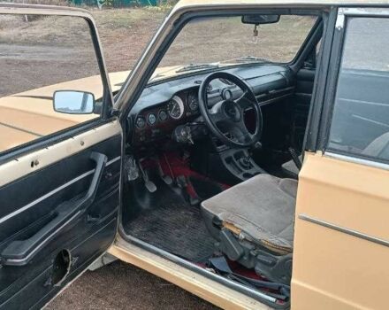 Бежевый ВАЗ 2106, объемом двигателя 1.5 л и пробегом 10 тыс. км за 650 $, фото 7 на Automoto.ua