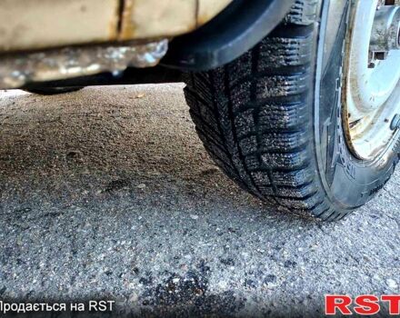 ВАЗ 2106 1988 в Шаргороде на Automoto.ua Бежевый ВАЗ 2106, объемом двигателя 1.3 л и пробегом 0 тыс. км за 1100 $, фото 1 на Automoto.ua