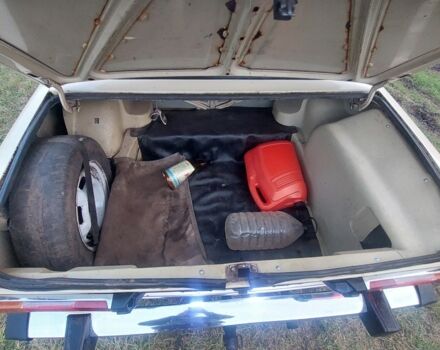 Бежевый ВАЗ 2106, объемом двигателя 0 л и пробегом 100 тыс. км за 750 $, фото 7 на Automoto.ua