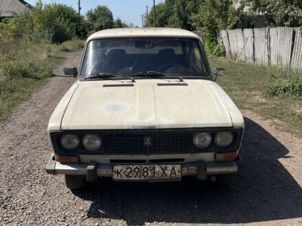 ВАЗ 2106 1990 у Купянске на Automoto.ua Бежевий ВАЗ 2106, об'ємом двигуна 1.5 л та пробігом 300 тис. км за 412 $, фото 1 на Automoto.ua