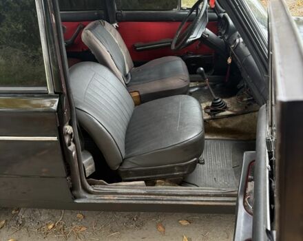 Черный ВАЗ 2106, объемом двигателя 1.6 л и пробегом 777 тыс. км за 612 $, фото 5 на Automoto.ua