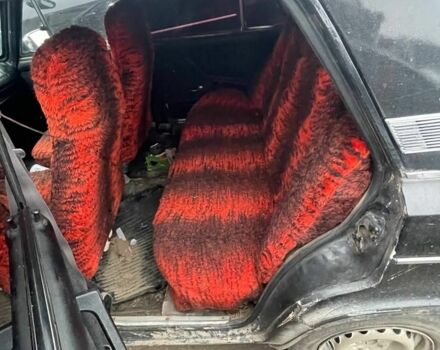 Чорний ВАЗ 2106, об'ємом двигуна 1 л та пробігом 98 тис. км за 356 $, фото 4 на Automoto.ua