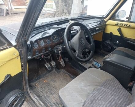 Черный ВАЗ 2106, объемом двигателя 0 л и пробегом 90 тыс. км за 333 $, фото 3 на Automoto.ua