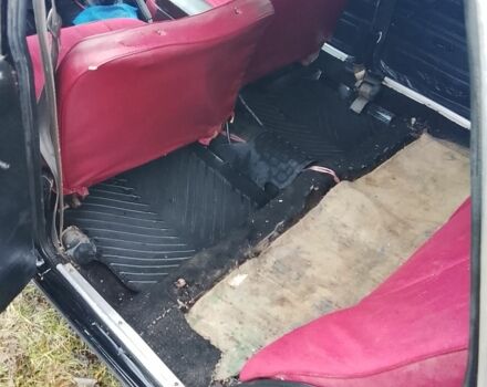 Чорний ВАЗ 2106, об'ємом двигуна 1.3 л та пробігом 40 тис. км за 640 $, фото 6 на Automoto.ua