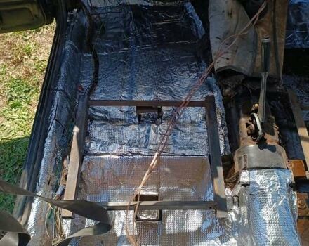 Черный ВАЗ 2106, объемом двигателя 1.3 л и пробегом 40 тыс. км за 833 $, фото 5 на Automoto.ua