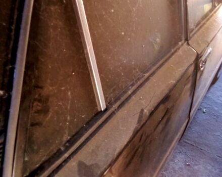 Чорний ВАЗ 2106, об'ємом двигуна 1.3 л та пробігом 167 тис. км за 1000 $, фото 2 на Automoto.ua