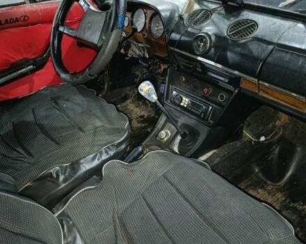 Фиолетовый ВАЗ 2106, объемом двигателя 1.3 л и пробегом 200 тыс. км за 400 $, фото 3 на Automoto.ua