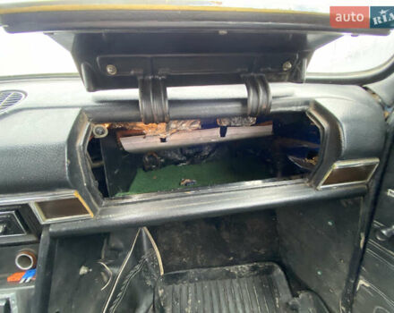 Фиолетовый ВАЗ 2106, объемом двигателя 1.3 л и пробегом 18 тыс. км за 471 $, фото 14 на Automoto.ua