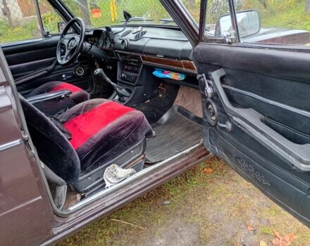 Коричневый ВАЗ 2106, объемом двигателя 1.6 л и пробегом 100 тыс. км за 550 $, фото 10 на Automoto.ua