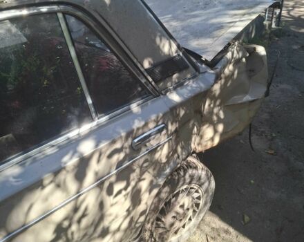 ВАЗ 2106 1992 в Черняхове на Automoto.ua Коричневый ВАЗ 2106, объемом двигателя 1.5 л и пробегом 2 тыс. км за 288 $, фото 5 на Automoto.ua