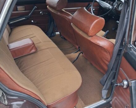 Коричневий ВАЗ 2106, об'ємом двигуна 1.3 л та пробігом 74 тис. км за 2050 $, фото 6 на Automoto.ua