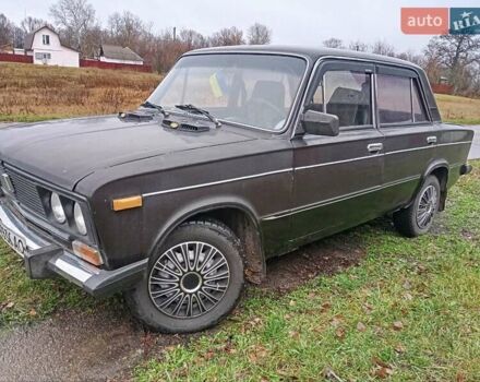 Коричневый ВАЗ 2106, объемом двигателя 1.3 л и пробегом 180 тыс. км за 1000 $, фото 1 на Automoto.ua