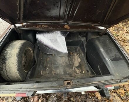 Коричневый ВАЗ 2106, объемом двигателя 1.5 л и пробегом 250 тыс. км за 497 $, фото 4 на Automoto.ua