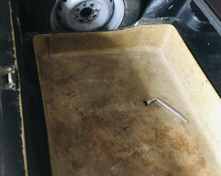 Коричневый ВАЗ 2106, объемом двигателя 1.3 л и пробегом 76 тыс. км за 1300 $, фото 3 на Automoto.ua