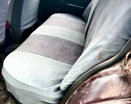 Коричневый ВАЗ 2106, объемом двигателя 1.5 л и пробегом 200 тыс. км за 600 $, фото 9 на Automoto.ua