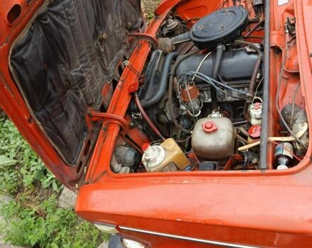 Красный ВАЗ 2106, объемом двигателя 0 л и пробегом 200 тыс. км за 333 $, фото 5 на Automoto.ua