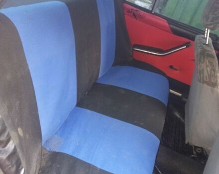 Красный ВАЗ 2106, объемом двигателя 1.5 л и пробегом 1000 тыс. км за 355 $, фото 6 на Automoto.ua