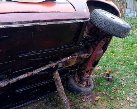 Красный ВАЗ 2106, объемом двигателя 1.6 л и пробегом 170 тыс. км за 750 $, фото 1 на Automoto.ua