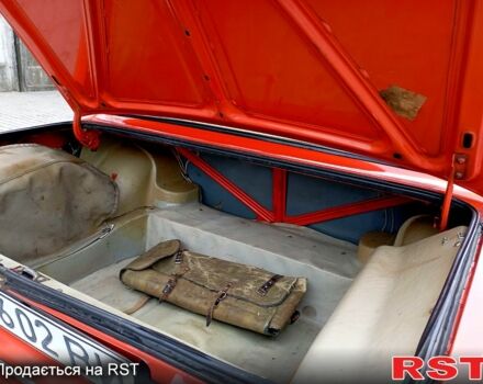 Красный ВАЗ 2106, объемом двигателя 16 л и пробегом 135 тыс. км за 1300 $, фото 6 на Automoto.ua