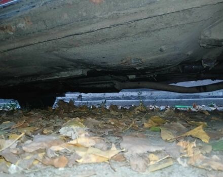 ВАЗ 2106 1977 в Днепре (Днепропетровске) на Automoto.ua Красный ВАЗ 2106, объемом двигателя 1.3 л и пробегом 1000 тыс. км за 406 $, фото 6 на Automoto.ua