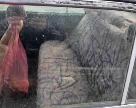 Червоний ВАЗ 2106, об'ємом двигуна 1.5 л та пробігом 300 тис. км за 473 $, фото 6 на Automoto.ua