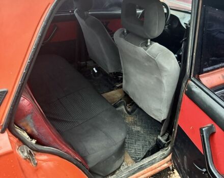 Красный ВАЗ 2106, объемом двигателя 1.5 л и пробегом 80 тыс. км за 523 $, фото 4 на Automoto.ua