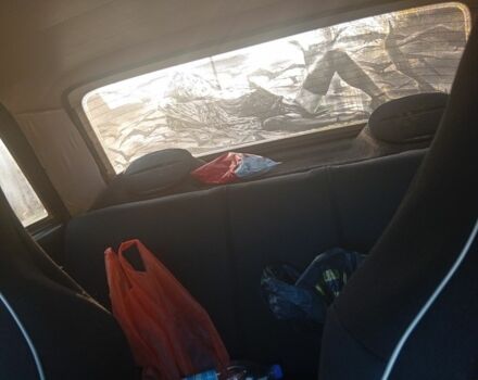 Красный ВАЗ 2106, объемом двигателя 1.5 л и пробегом 2 тыс. км за 616 $, фото 7 на Automoto.ua