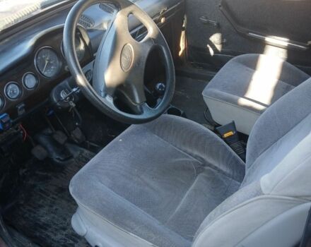 Красный ВАЗ 2106, объемом двигателя 1 л и пробегом 111 тыс. км за 382 $, фото 3 на Automoto.ua