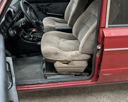 Красный ВАЗ 2106, объемом двигателя 0 л и пробегом 120 тыс. км за 537 $, фото 3 на Automoto.ua