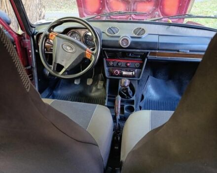 Красный ВАЗ 2106, объемом двигателя 1.3 л и пробегом 1000 тыс. км за 1100 $, фото 15 на Automoto.ua