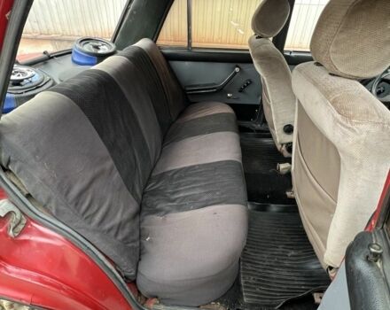 Красный ВАЗ 2106, объемом двигателя 0 л и пробегом 120 тыс. км за 537 $, фото 5 на Automoto.ua