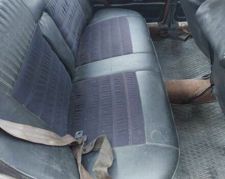 Красный ВАЗ 2106, объемом двигателя 1.5 л и пробегом 85 тыс. км за 238 $, фото 3 на Automoto.ua