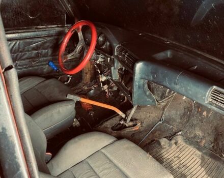 Червоний ВАЗ 2106, об'ємом двигуна 1.2 л та пробігом 1000 тис. км за 369 $, фото 4 на Automoto.ua