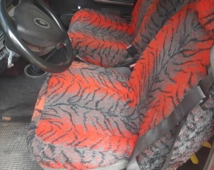 Красный ВАЗ 2106, объемом двигателя 1.6 л и пробегом 300 тыс. км за 143 $, фото 3 на Automoto.ua