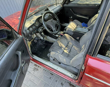 Красный ВАЗ 2106, объемом двигателя 1.6 л и пробегом 98 тыс. км за 1100 $, фото 2 на Automoto.ua