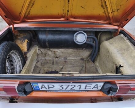 Красный ВАЗ 2106, объемом двигателя 1.6 л и пробегом 50 тыс. км за 700 $, фото 4 на Automoto.ua