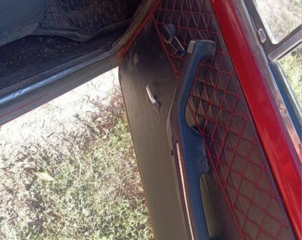 Красный ВАЗ 2106, объемом двигателя 1.3 л и пробегом 3 тыс. км за 592 $, фото 7 на Automoto.ua