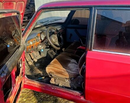 Красный ВАЗ 2106, объемом двигателя 1.6 л и пробегом 200 тыс. км за 500 $, фото 1 на Automoto.ua