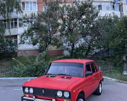 Красный ВАЗ 2106, объемом двигателя 1.5 л и пробегом 300 тыс. км за 1020 $, фото 3 на Automoto.ua