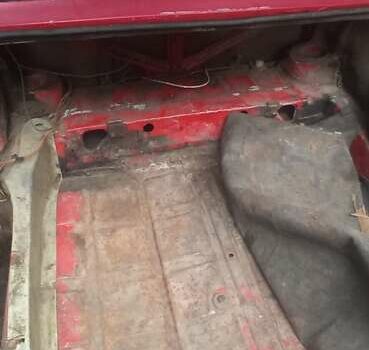 Красный ВАЗ 2106, объемом двигателя 1.3 л и пробегом 999 тыс. км за 450 $, фото 7 на Automoto.ua