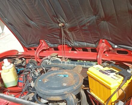 Красный ВАЗ 2106, объемом двигателя 0 л и пробегом 121 тыс. км за 1001 $, фото 4 на Automoto.ua