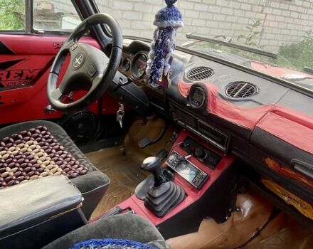 Красный ВАЗ 2106, объемом двигателя 1.3 л и пробегом 300 тыс. км за 400 $, фото 4 на Automoto.ua