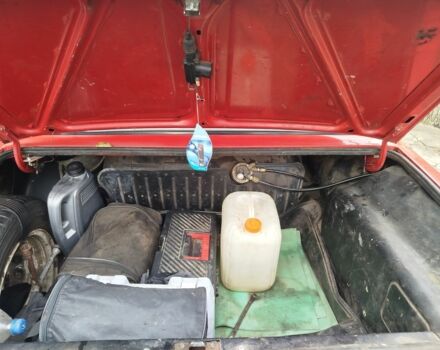 Красный ВАЗ 2106, объемом двигателя 1.3 л и пробегом 1 тыс. км за 1183 $, фото 5 на Automoto.ua