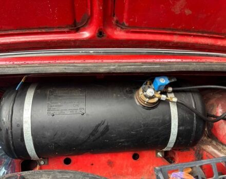 Красный ВАЗ 2106, объемом двигателя 1.3 л и пробегом 200 тыс. км за 403 $, фото 5 на Automoto.ua